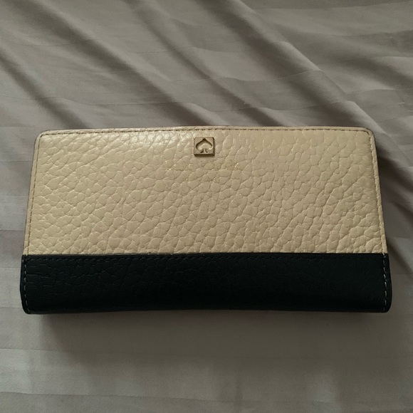 kate spade Handbags - Kate Spade Laurel Way Blue Leather Bifold Wallet